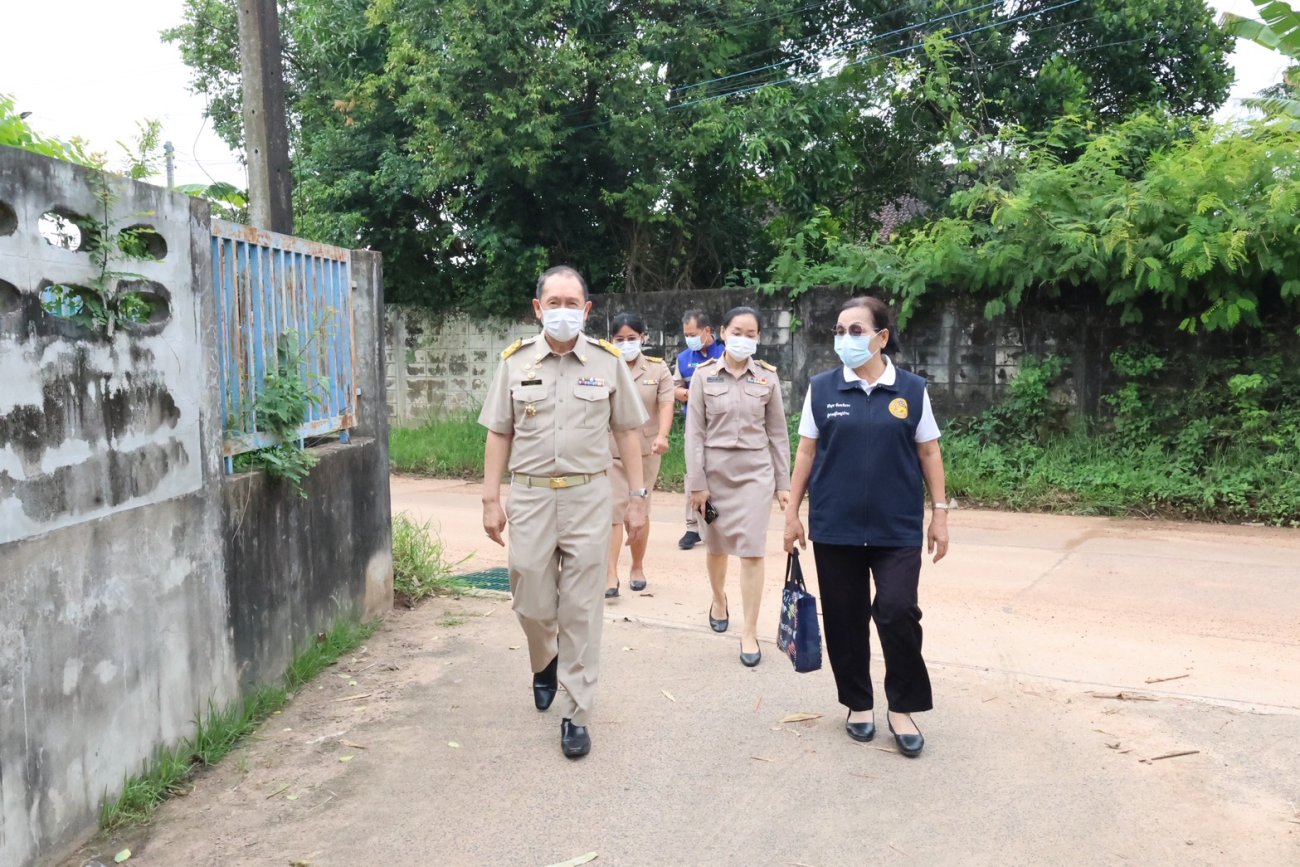 ลงพื้นที่นำผ้าอ้อมสำเร็จรูปสำหรับผู้ใหญ่ มอบให้แก่บุคคลที่มีภาวะพึ่งพิง หมู่ที่ 17 บ้านคำแสนราชเหนือ